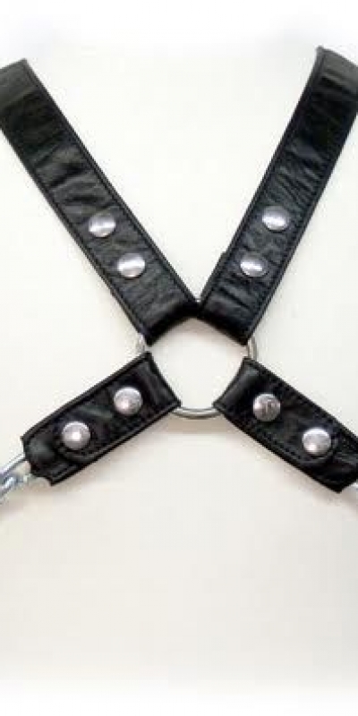 CHAIN HARNESS II Roupa interior elegante em renda e tecido suave