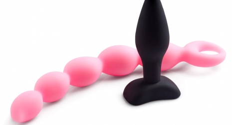 Anal Beads VS Butt Plugs: Qual é a diferença?