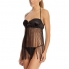 Conjunto preto de lingerie com detalhes sensuais